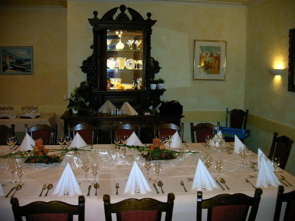 Hôtel Gasthaus Hirsch à Baden-Baden Extérieur photo