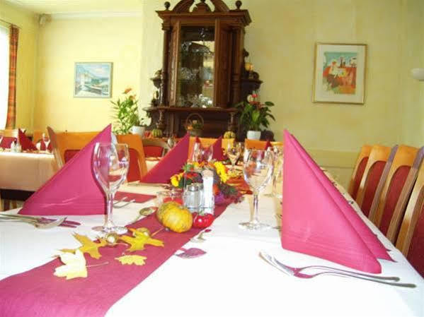 Hôtel Gasthaus Hirsch à Baden-Baden Extérieur photo